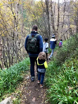 Family hiking in Cairngorm