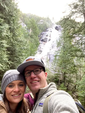 Shannon Falls, Squamish, BC